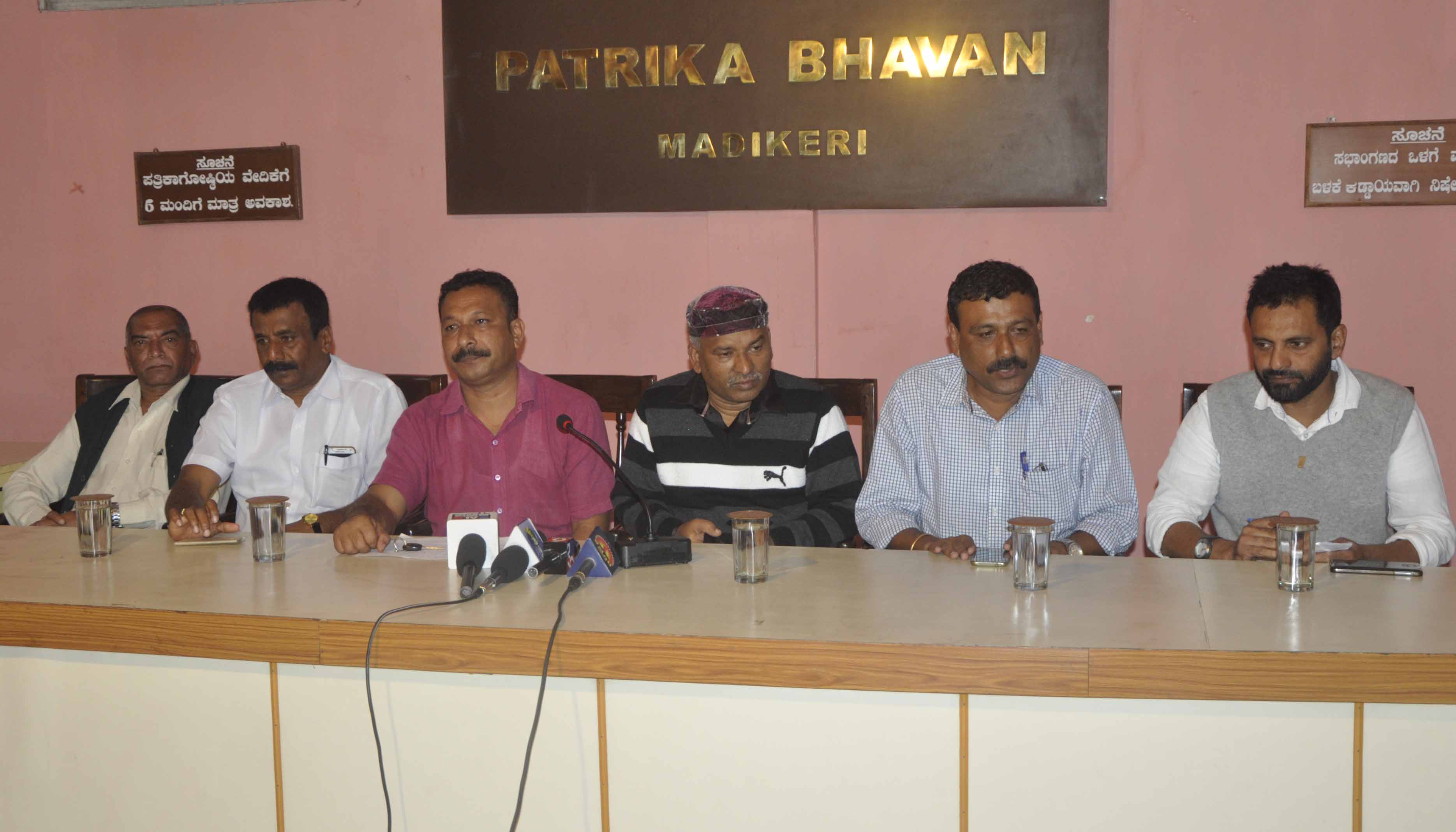 ದಿನೇಶ್ ಗುಂಡೂರಾವ್‌ರನ್ನು ಸಚಿವ ಸ್ಥಾನದಲ್ಲಿ ಉಳಿಸಿಕೊಳ್ಳಲು ಬ್ಲಾಕ್ ಕಾಂಗ್ರೆಸ್ ಒತ್ತಾಯ